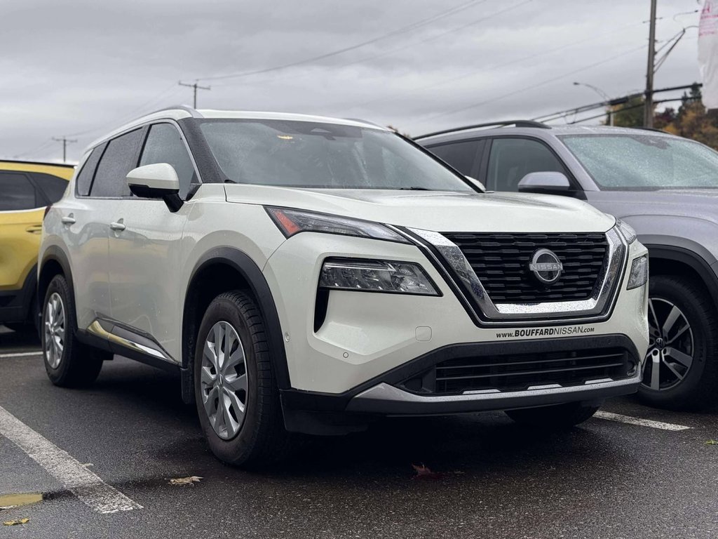 2023 Nissan Rogue SL*TOIT PANORAMIQUE* in Quebec, Quebec - 1 - w1024h768px