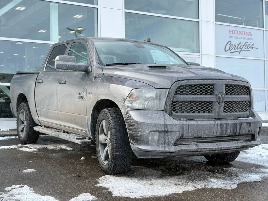 Ram 1500 Classic Express*JAMAIS ACCIDENTÉ* 2021 à Québec, Québec - 1 - w1024h768px