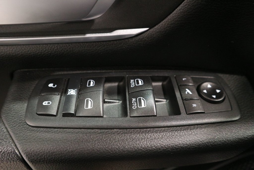 Ram 1500 Big Horn*JAMAIS ACCIDENTÉ* 2020 à Quebec, Québec - 15 - w1024h768px