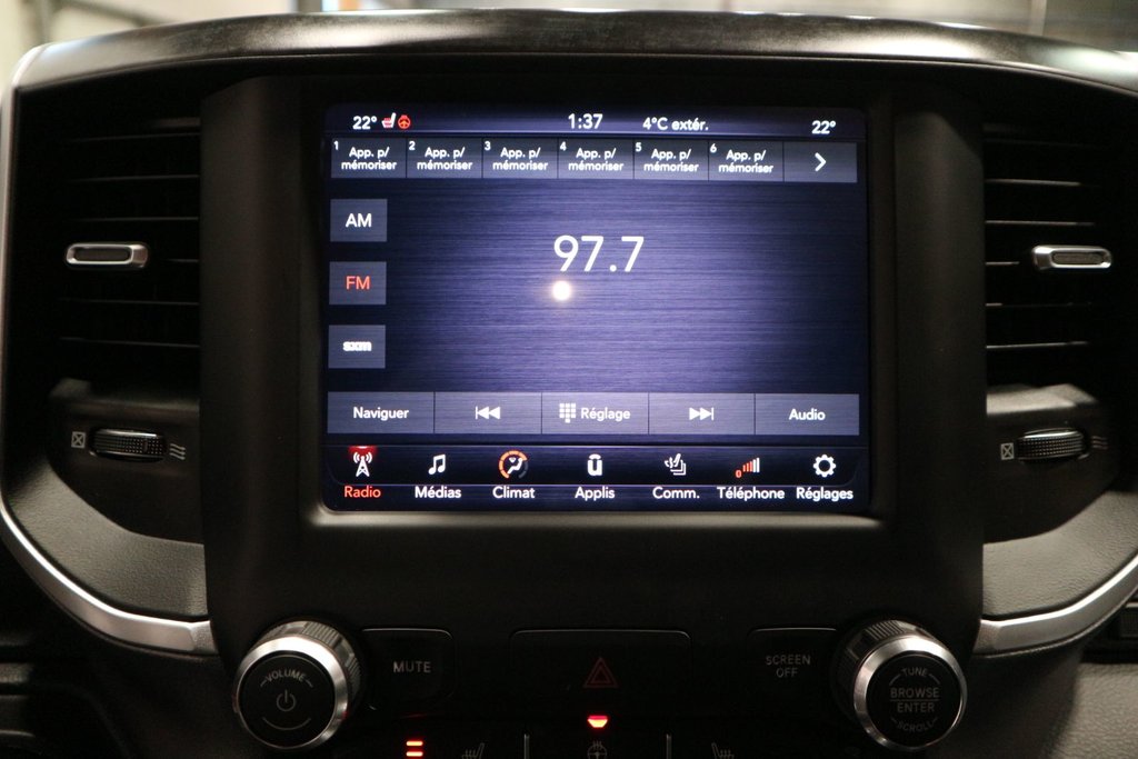 Ram 1500 Big Horn*JAMAIS ACCIDENTÉ* 2020 à Quebec, Québec - 21 - w1024h768px