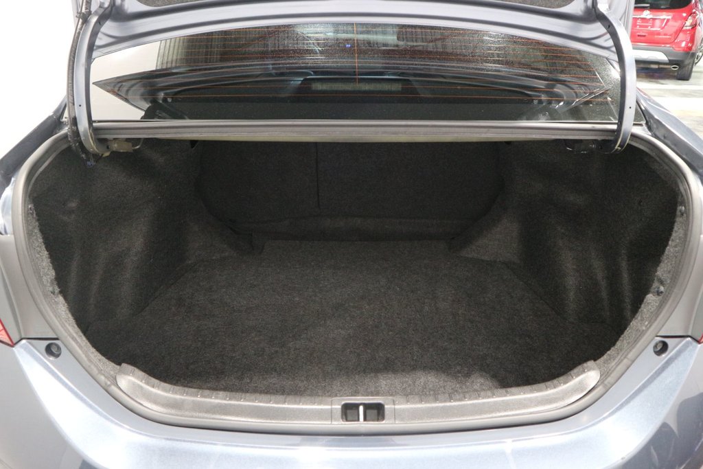 2019 Toyota Corolla SE*JAMAIS ACCIDENTÉ* in Quebec, Quebec - 25 - w1024h768px