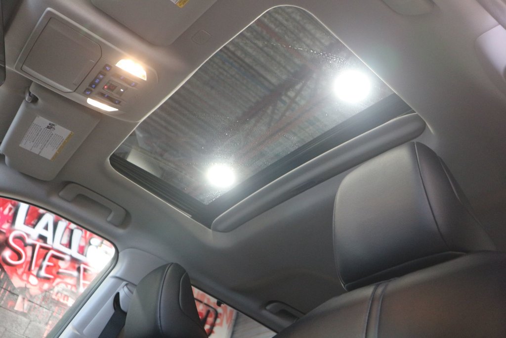 Toyota Highlander XLE*TOIT OUVRANT* 2022 à Québec, Québec - 14 - w1024h768px
