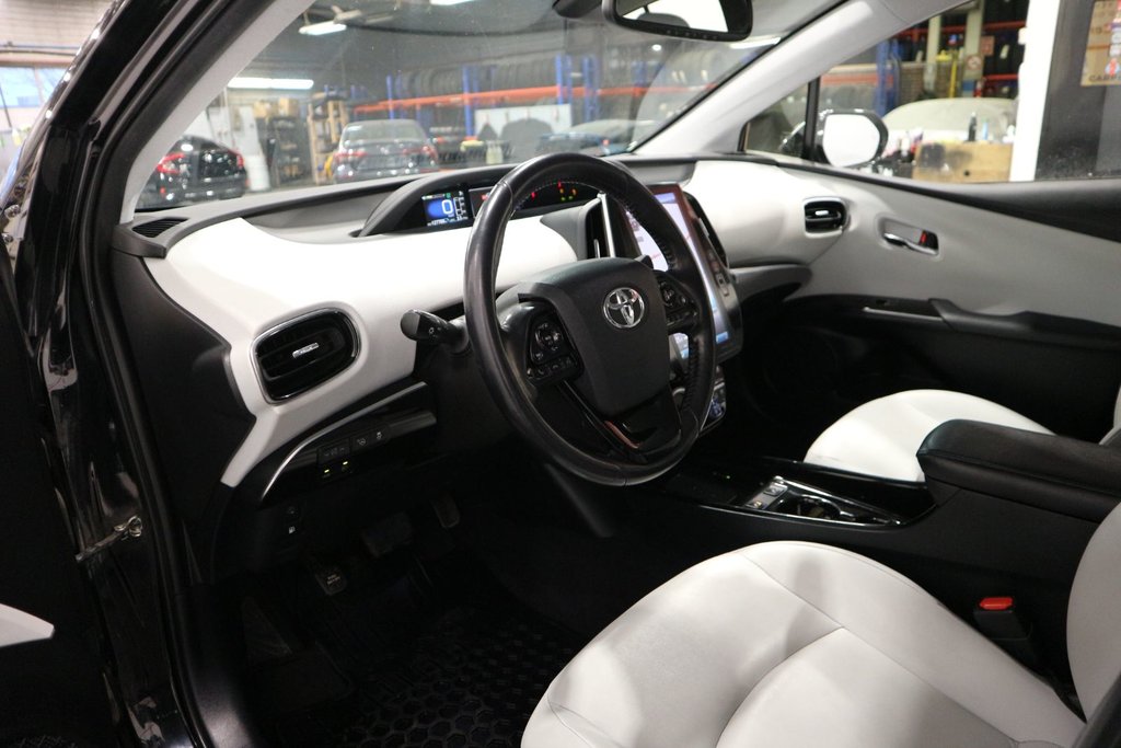 2020 Toyota Prius Prime LE*JAMAIS ACCIDENTÉ* in Quebec, Quebec - 12 - w1024h768px