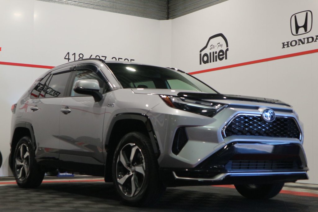 2024 Toyota RAV4 Prime SE*TOIT OUVRANT* in Quebec, Quebec - 1 - w1024h768px