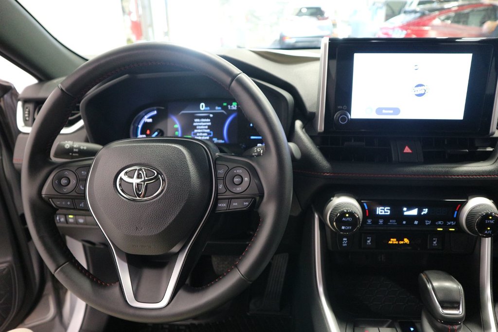 2024 Toyota RAV4 Prime SE*TOIT OUVRANT* in Quebec, Quebec - 21 - w1024h768px