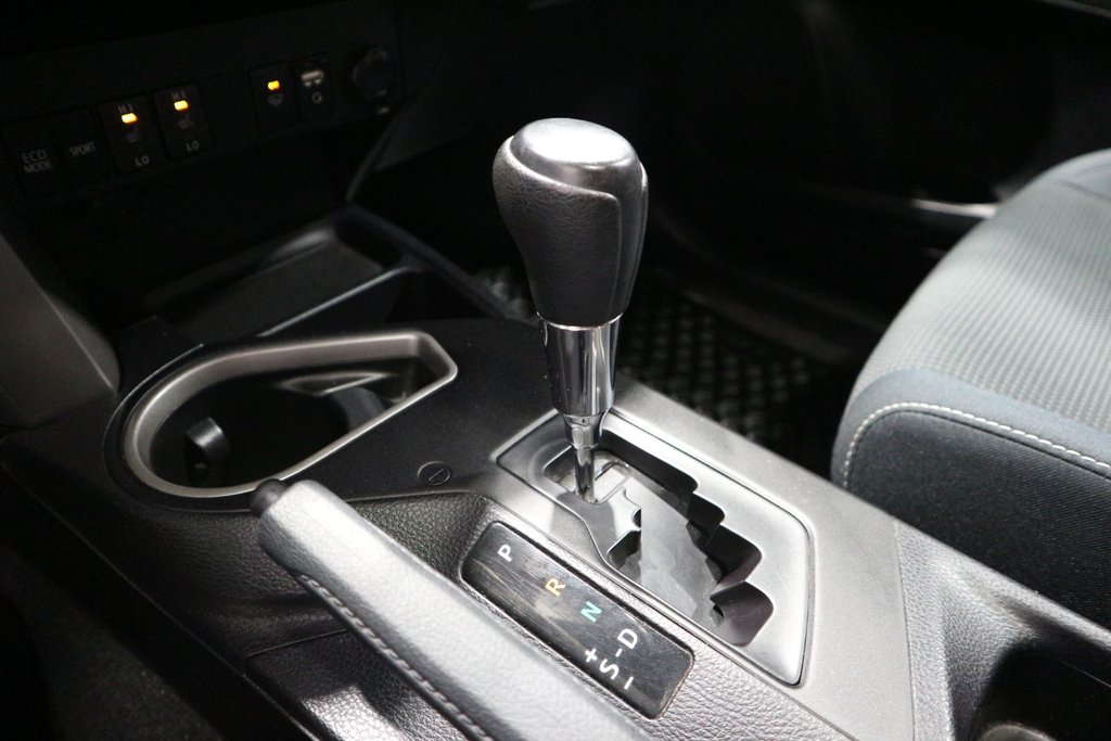 Toyota RAV4 XLE*JAMAIS ACCIDENTÉ* 2016 à Quebec, Québec - 25 - w1024h768px