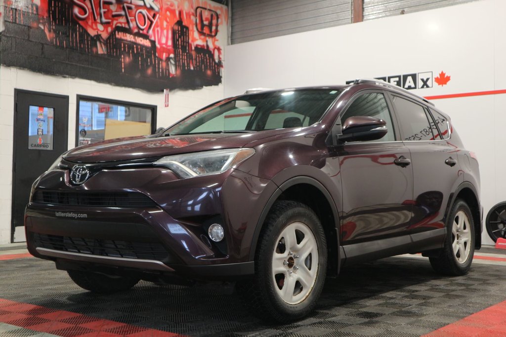Toyota RAV4 XLE*JAMAIS ACCIDENTÉ* 2016 à Quebec, Québec - 4 - w1024h768px