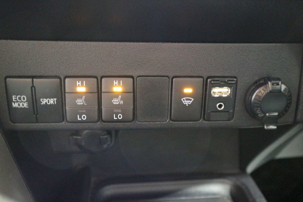 Toyota RAV4 XLE*JAMAIS ACCIDENTÉ* 2016 à Quebec, Québec - 24 - w1024h768px