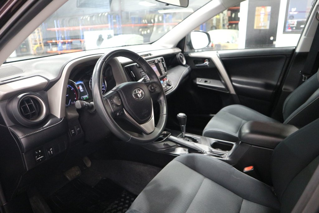 Toyota RAV4 XLE*JAMAIS ACCIDENTÉ* 2016 à Quebec, Québec - 14 - w1024h768px