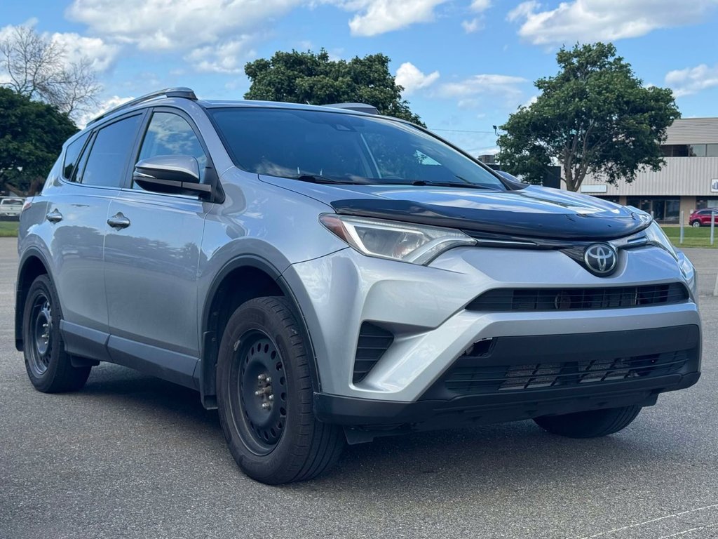 Toyota RAV4 LE AWD*JAMAIS ACCIDENTÉ* 2017 à Québec, Québec - 1 - w1024h768px