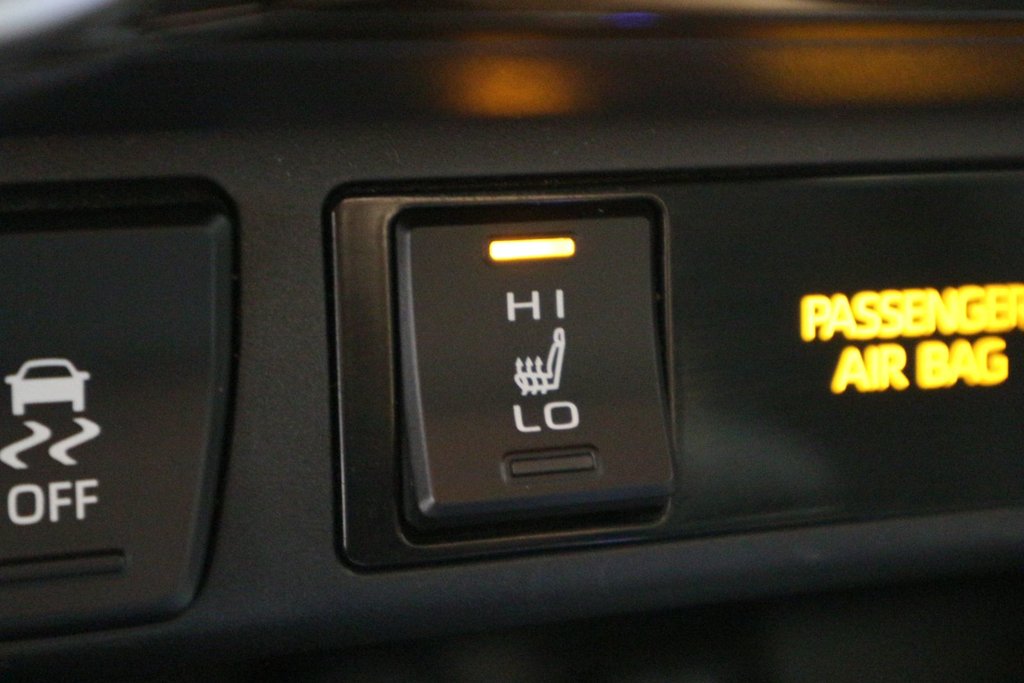 Toyota RAV4 Hybrid XLE*JAMAIS ACCIDENTÉ* 2019 à Québec, Québec - 25 - w1024h768px