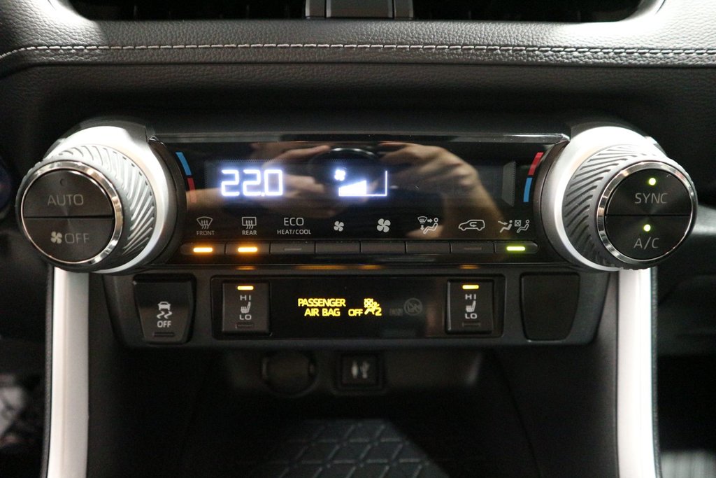 Toyota RAV4 Hybrid XLE*JAMAIS ACCIDENTÉ* 2019 à Québec, Québec - 24 - w1024h768px