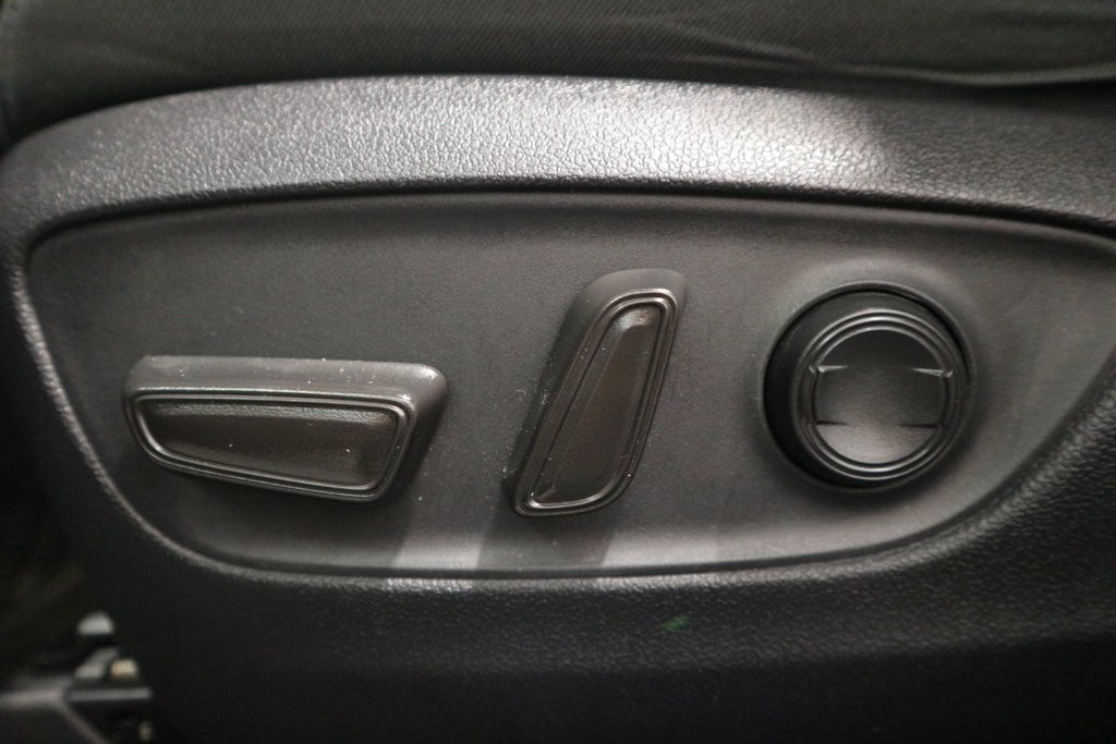 Toyota RAV4 Hybrid XLE*JAMAIS ACCIDENTÉ* 2019 à Québec, Québec - 18 - w1024h768px