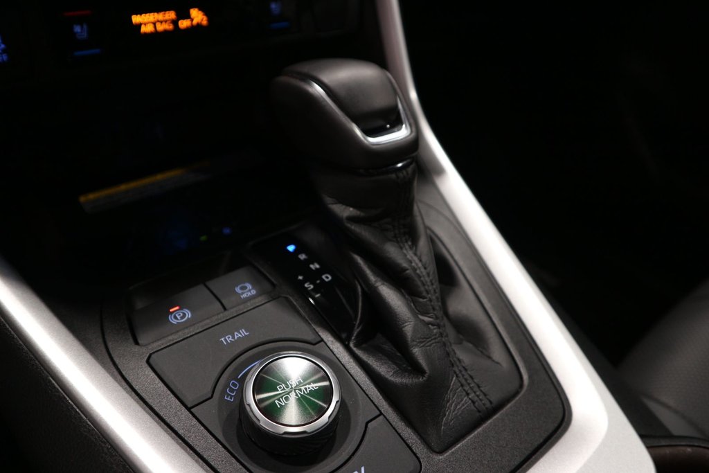 Toyota RAV4 Hybrid Limited*4X4* 2021 à Quebec, Québec - 27 - w1024h768px