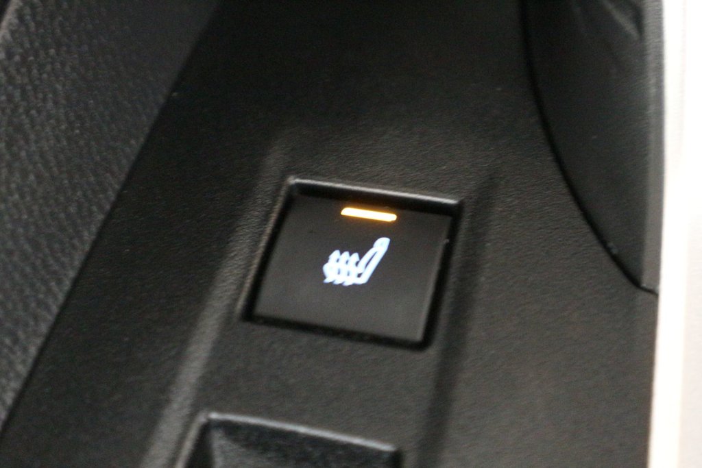 Toyota RAV4 Hybrid Limited*4X4* 2021 à Quebec, Québec - 29 - w1024h768px