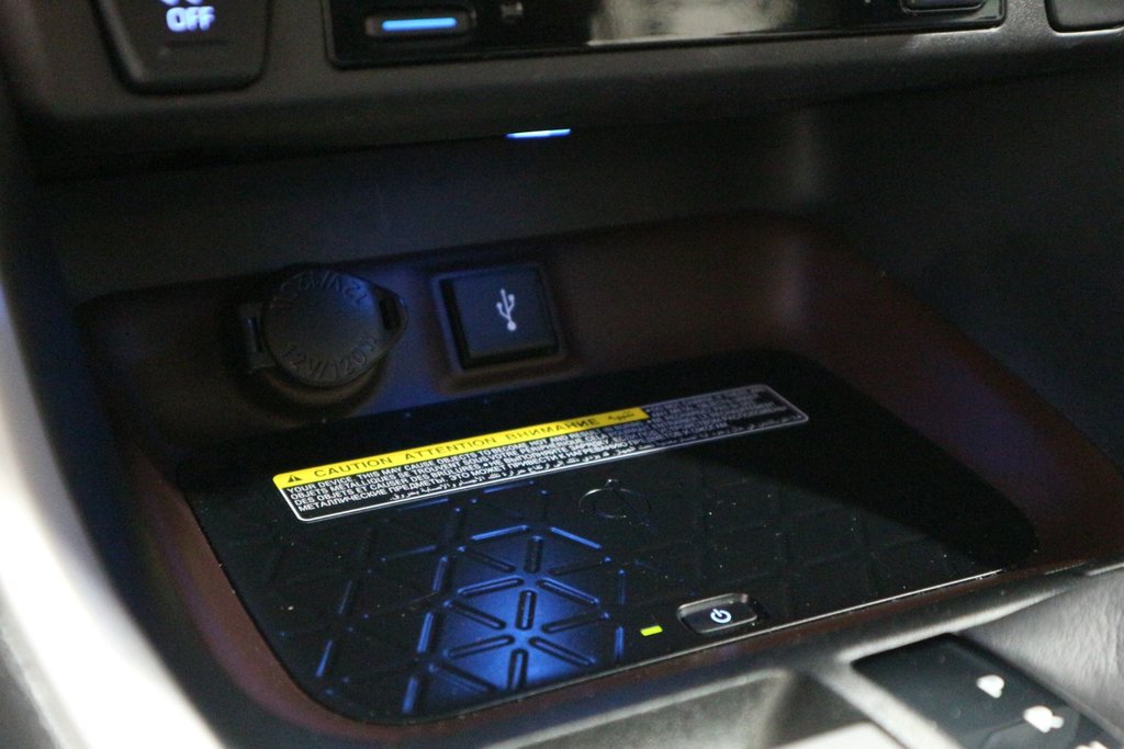 Toyota RAV4 Hybrid Limited*4X4* 2021 à Quebec, Québec - 26 - w1024h768px