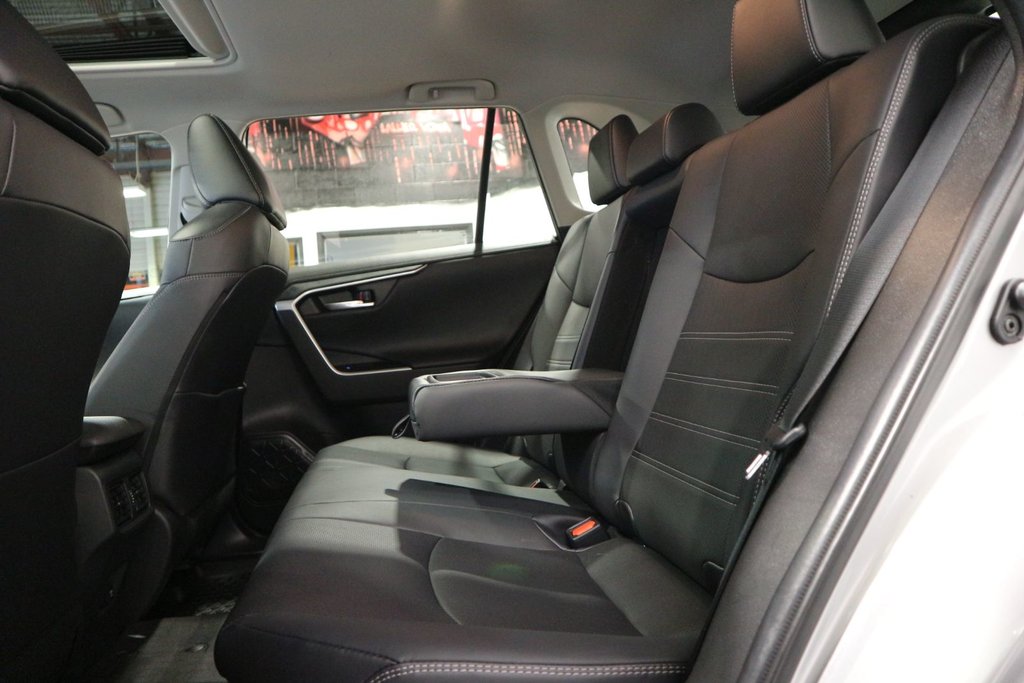 Toyota RAV4 Hybrid Limited*4X4* 2021 à Quebec, Québec - 28 - w1024h768px