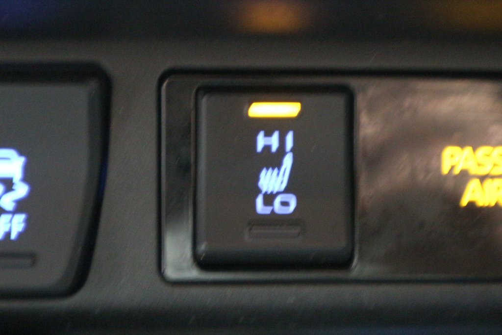 2021 Toyota RAV4 Hybrid XLE*CUIR* in Quebec, Quebec - 24 - w1024h768px