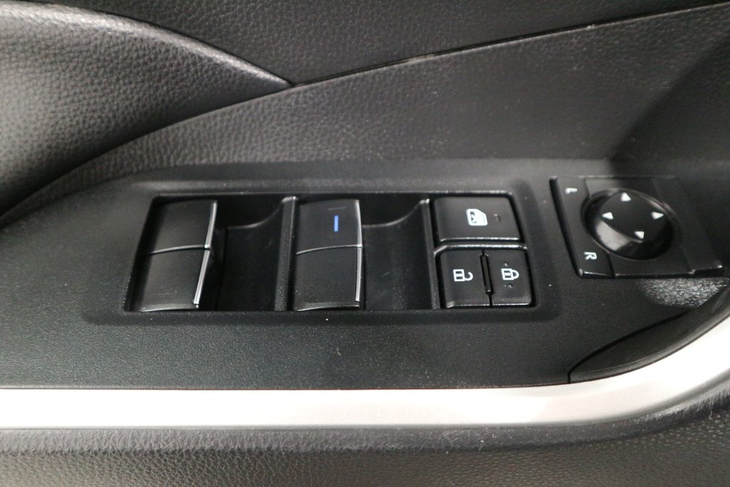 2021 Toyota RAV4 Hybrid XLE*CUIR* in Quebec, Quebec - 16 - w1024h768px