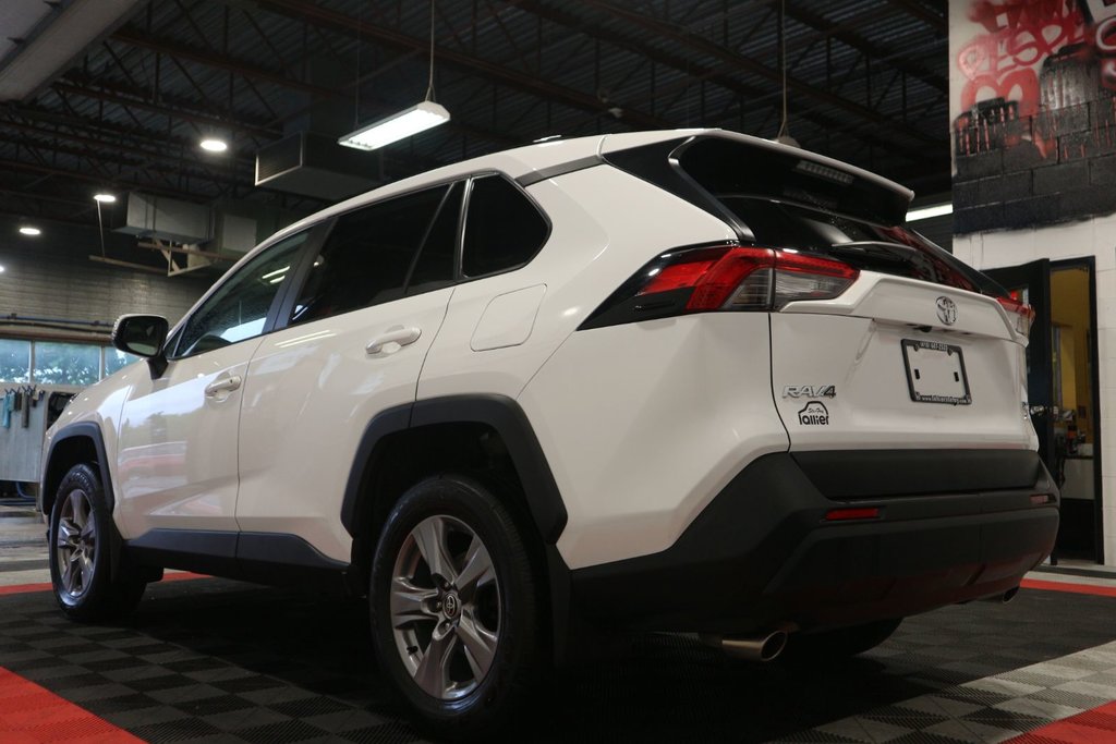 2023 Toyota RAV4 XLE*TOIT OUVRANT* in Quebec, Quebec - 6 - w1024h768px