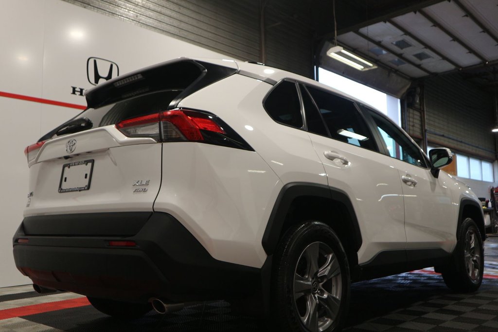 2023 Toyota RAV4 XLE*TOIT OUVRANT* in Quebec, Quebec - 9 - w1024h768px