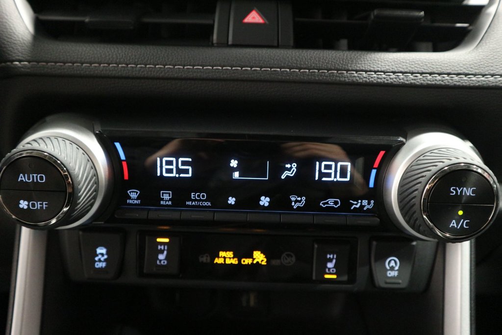 2023 Toyota RAV4 XLE*TOIT OUVRANT* in Quebec, Quebec - 23 - w1024h768px