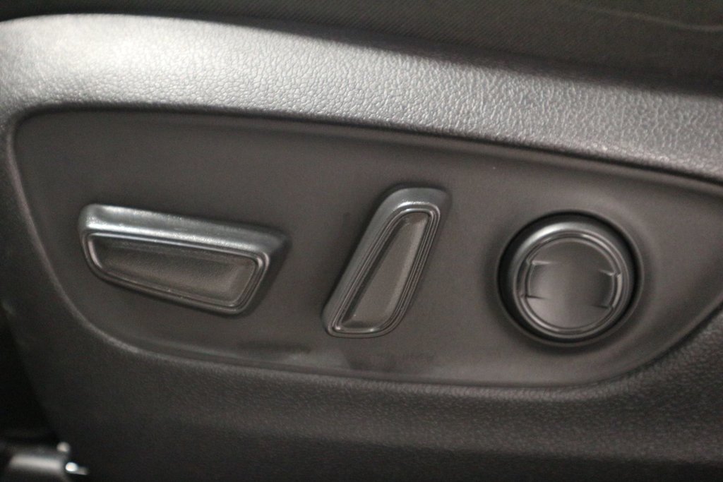 2023 Toyota RAV4 XLE*TOIT OUVRANT* in Quebec, Quebec - 15 - w1024h768px