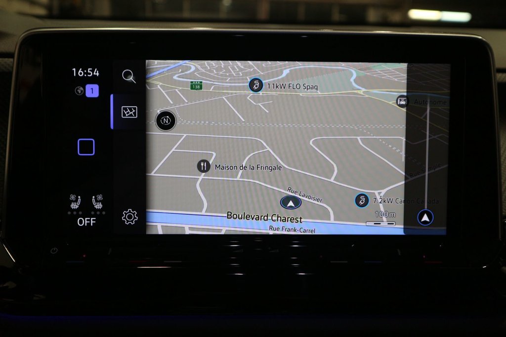 2024 Volkswagen Atlas Cross Sport Highline*CUIR* in Quebec, Quebec - 25 - w1024h768px