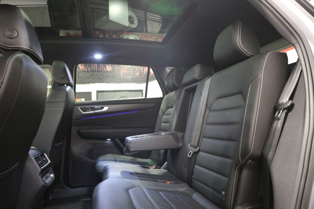 2024 Volkswagen Atlas Cross Sport Highline*CUIR* in Quebec, Quebec - 29 - w1024h768px