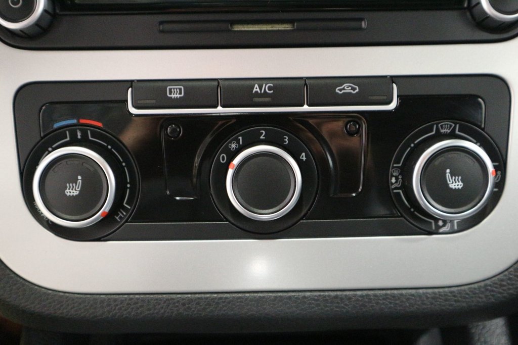 Volkswagen Eos Comfortline*JAMAIS ACCIDENTÉ* 2014 à Quebec, Québec - 20 - w1024h768px