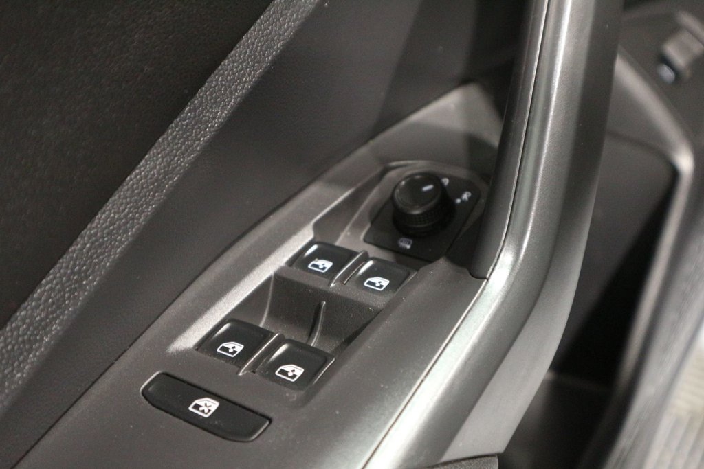 Volkswagen Jetta Comfortline*MANUELLE* 2019 à Québec, Québec - 14 - w1024h768px