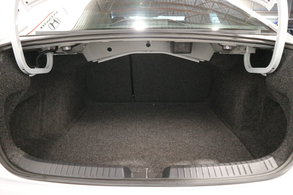 Volkswagen Jetta Comfortline*MANUELLE* 2019 à Québec, Québec - 24 - w1024h768px