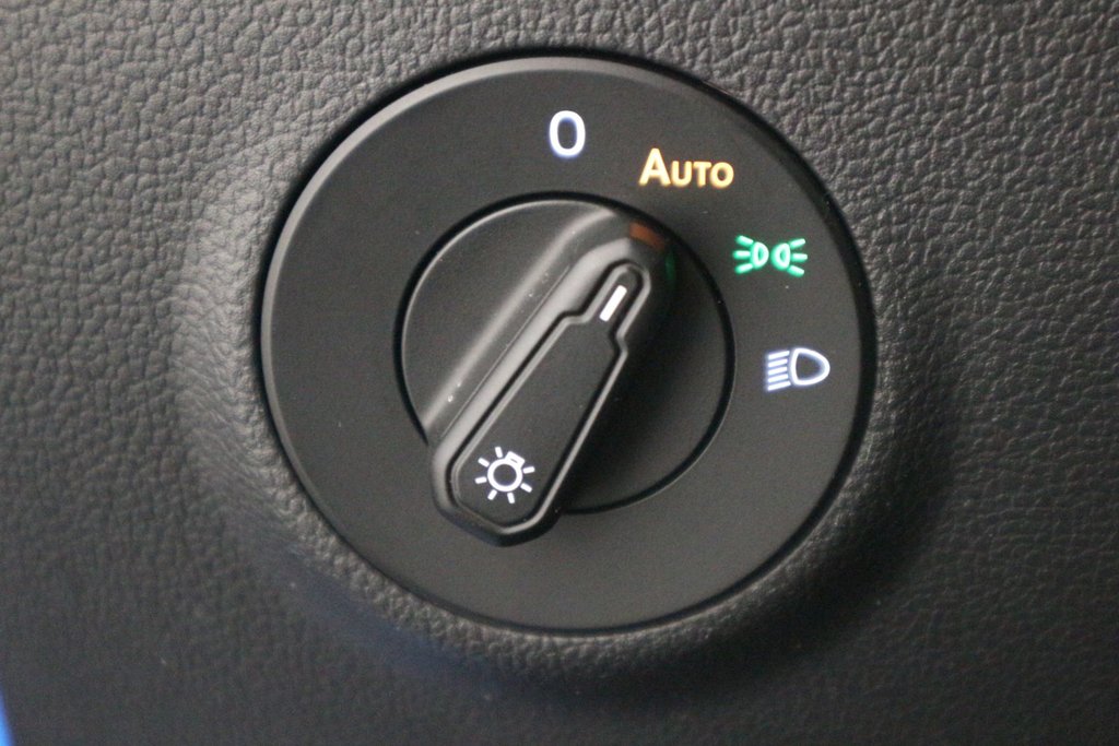 2022 Volkswagen Taos Comfortline*TOIT PANORAMIQUE* in Quebec, Quebec - 17 - w1024h768px