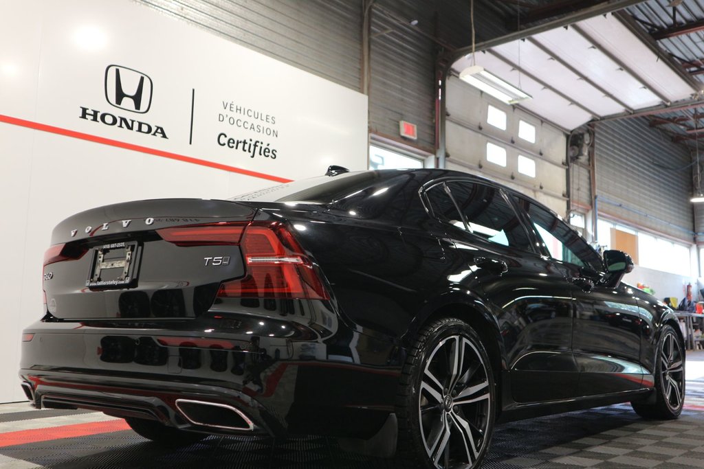 Volvo S60 R-Design*TOIT PANORAMIQUE* 2021 à Quebec, Québec - 9 - w1024h768px
