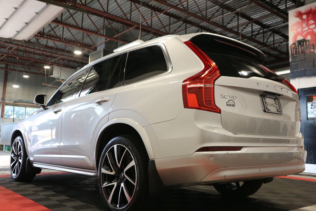 Volvo XC90 Momentum*TOIT PANORAMIQUE* 2022 à Québec, Québec - 6 - w1024h768px