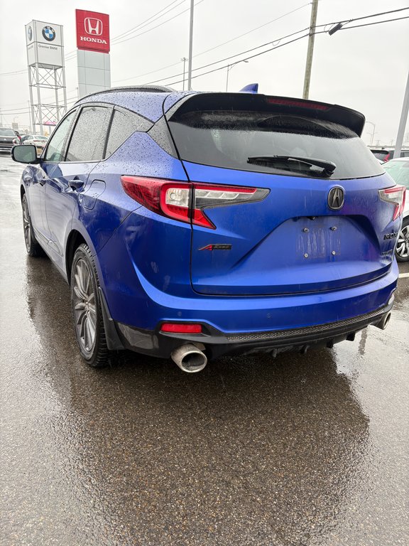 Acura RDX platinum elite a-spec 2022 à Lachenaie, Québec - 2 - w1024h768px