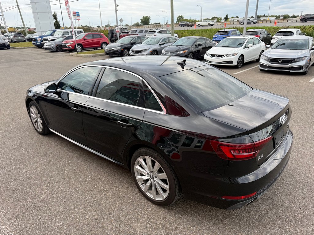 Audi A4 Sedan Komfort 2018 à , Québec - 2 - w1024h768px