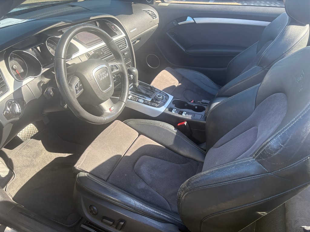 2011 Audi A5 Cabriolet 2.0L Premium Plus in Montréal, Quebec - 9 - w1024h768px