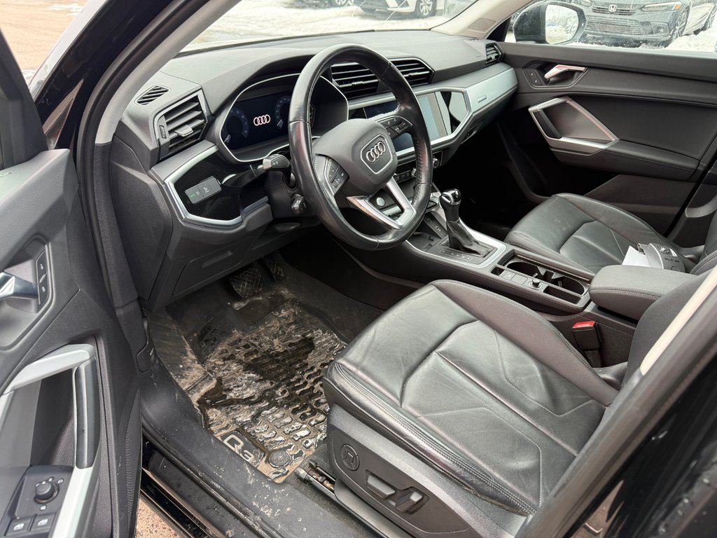 Audi Q3 Komfort 45 2020 à Lachenaie, Québec - 11 - w1024h768px