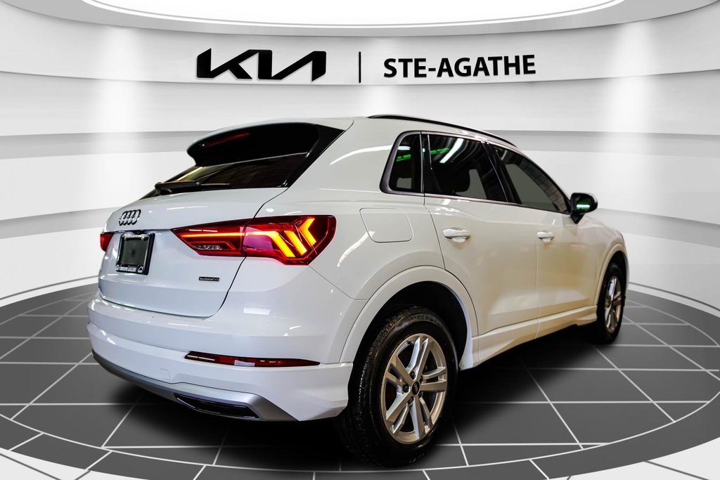 2022 Audi Q3 KOMFORT 40 TFSI | QUATTRO | TOIT OUVRANT | CUIR | 1 PROPRIETAIRE in , Quebec - 7 - w1024h768px