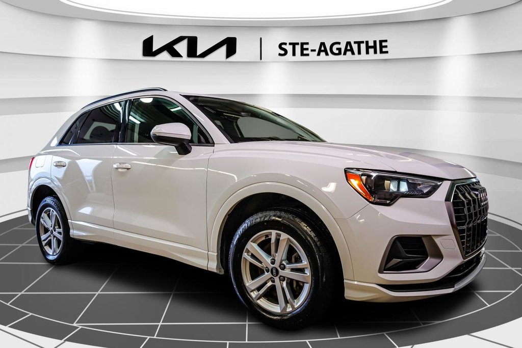 2022 Audi Q3 KOMFORT 40 TFSI | QUATTRO | TOIT OUVRANT | CUIR | 1 PROPRIETAIRE in , Quebec - 9 - w1024h768px