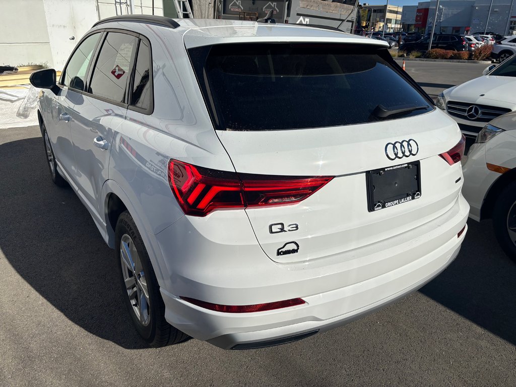 2022 Audi Q3 Komfort in Montréal, Quebec - 4 - w1024h768px