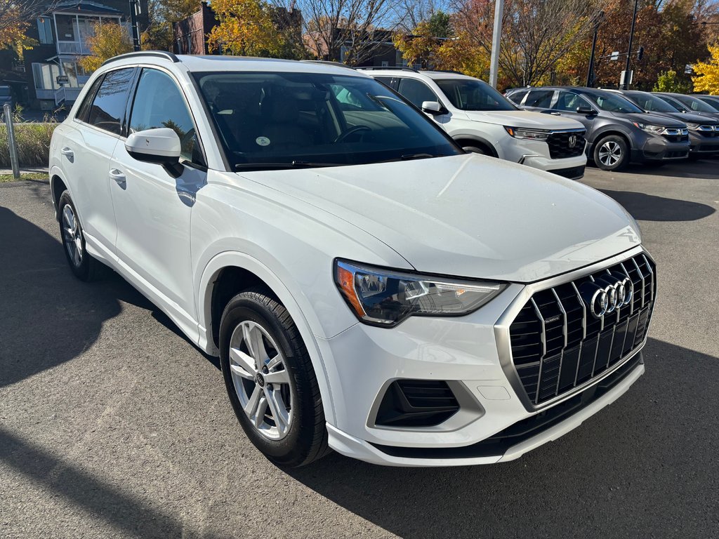 2022 Audi Q3 Komfort in Montréal, Quebec - 2 - w1024h768px