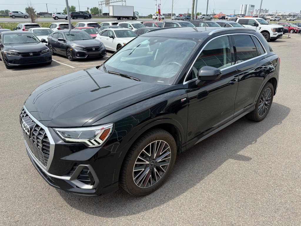2022 Audi Q3 TECHNIK/S-LINE/TOIT PANO/SYSTÈME SONOS in Lachenaie, Quebec - 1 - w1024h768px
