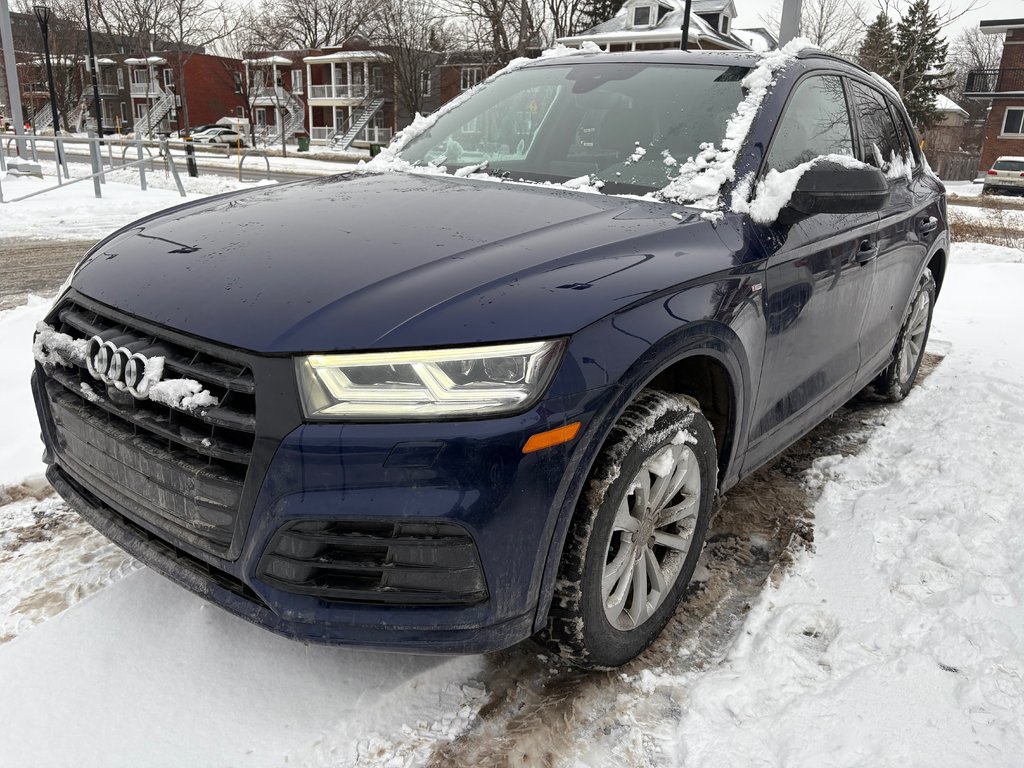 2020 Audi Q5 ProgressivE in Montréal, Quebec - 1 - w1024h768px