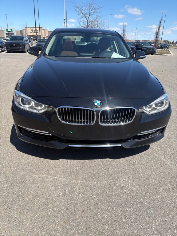 BMW 3 Series 328i xDrive 2014 à Montréal, Québec - 5 - w1024h768px