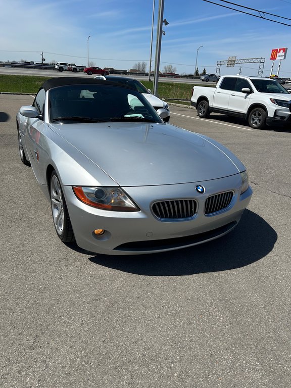 2003 BMW Z4 3.0i in Lachenaie, Quebec - 3 - w1024h768px