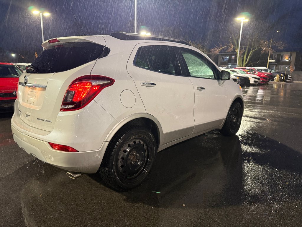Buick Encore Preferred 2017 à Montréal, Québec - 4 - w1024h768px