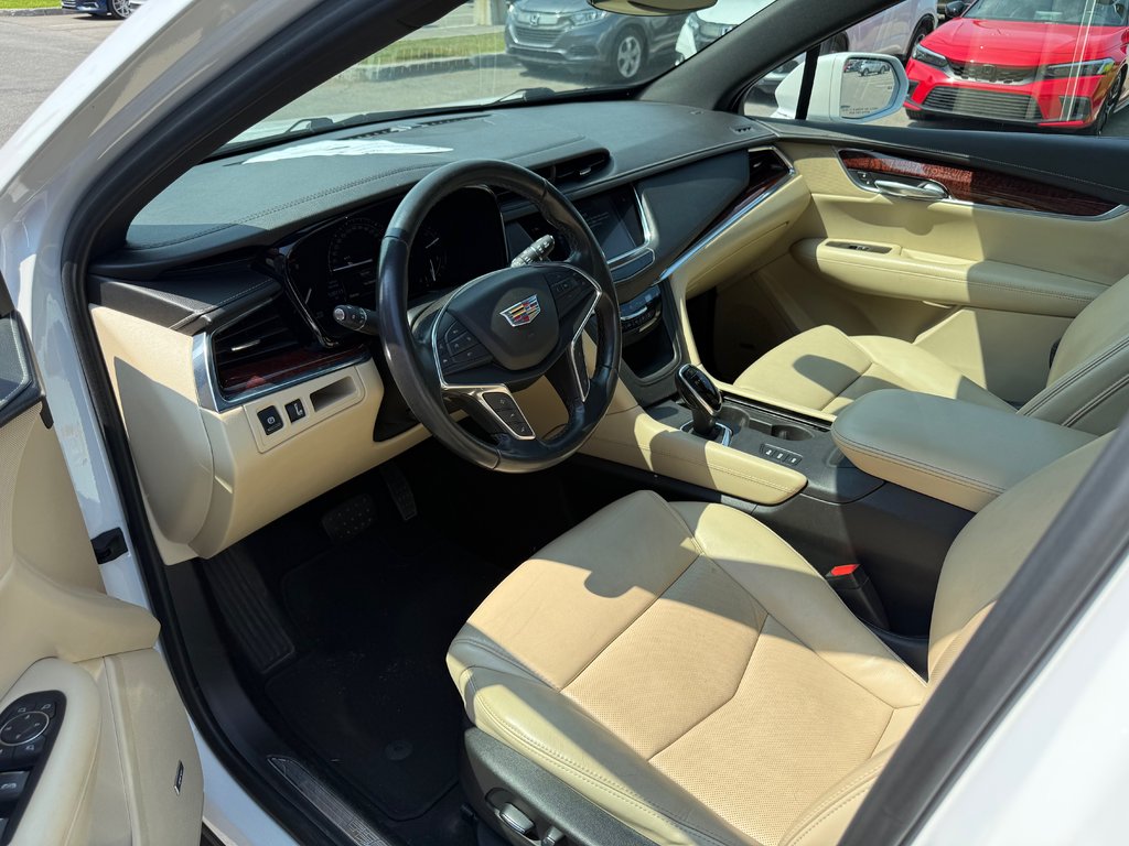 2019 Cadillac XT5 Luxury AWD/JAMAIS ACCIDENTÉ in Lachenaie, Quebec - 10 - w1024h768px