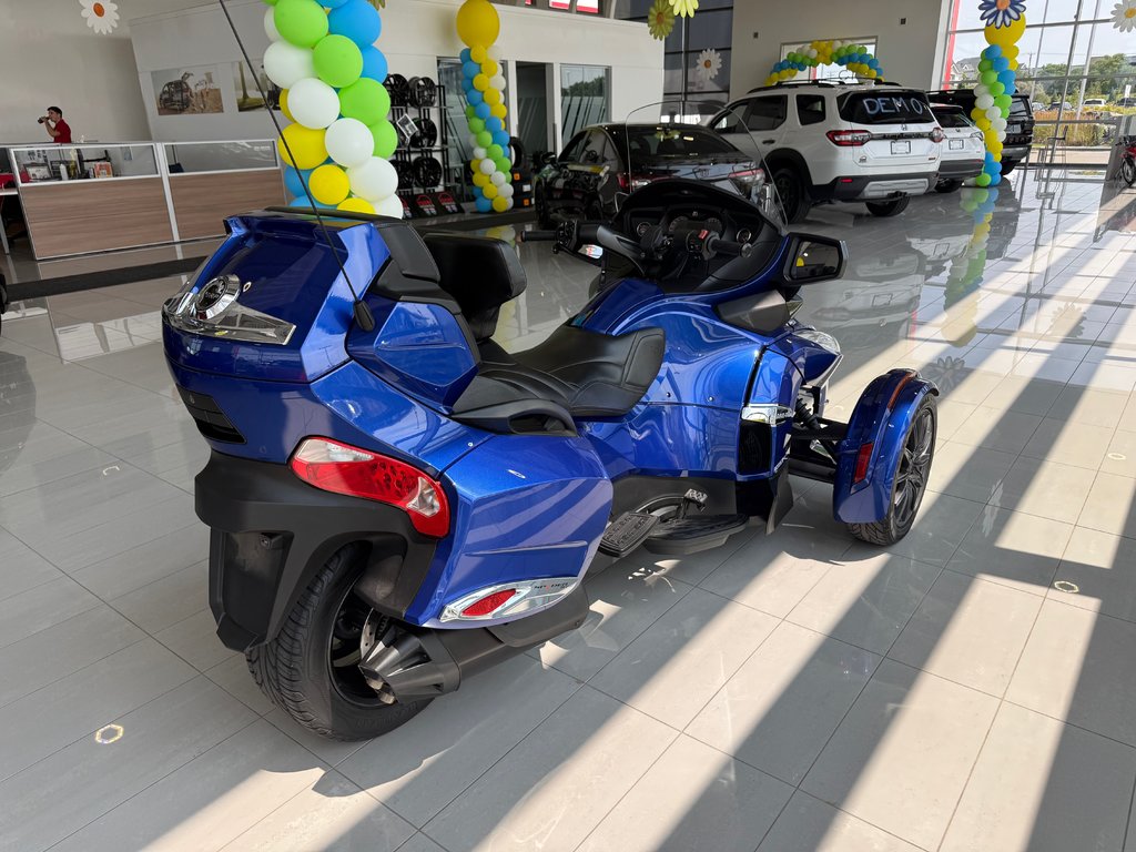 Can-Am Spyder SYPER ROADSTER RT 2013 à Lachenaie, Québec - 5 - w1024h768px